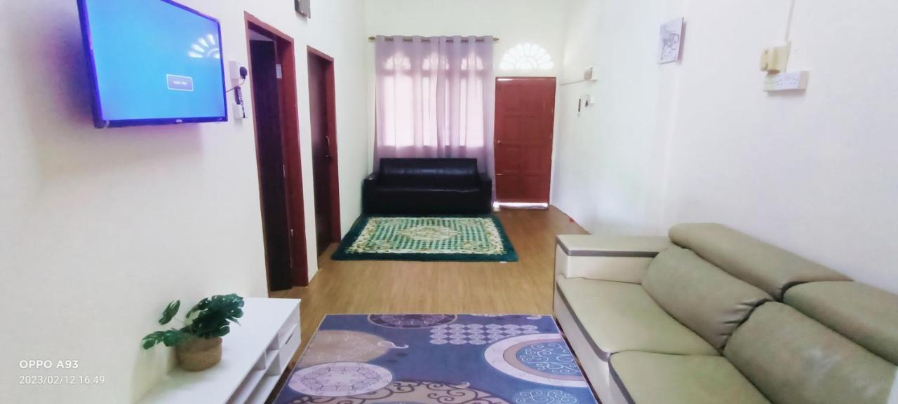 Rayyan Homestay Cherang Ruku Exterior photo
